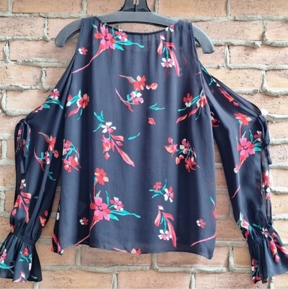 Joie Cut-Out Sleeves Silk Blouse Floral Print - Picture 6 of 11
